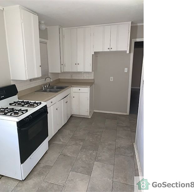 1st image of 206 Franlee Dr