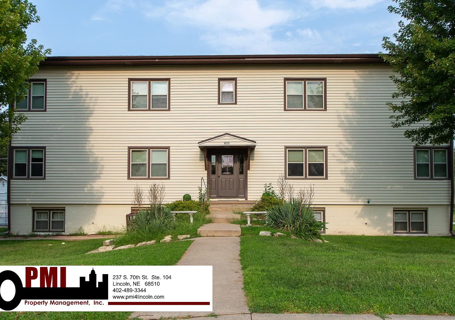 820 Juniper Ave — Photo 1