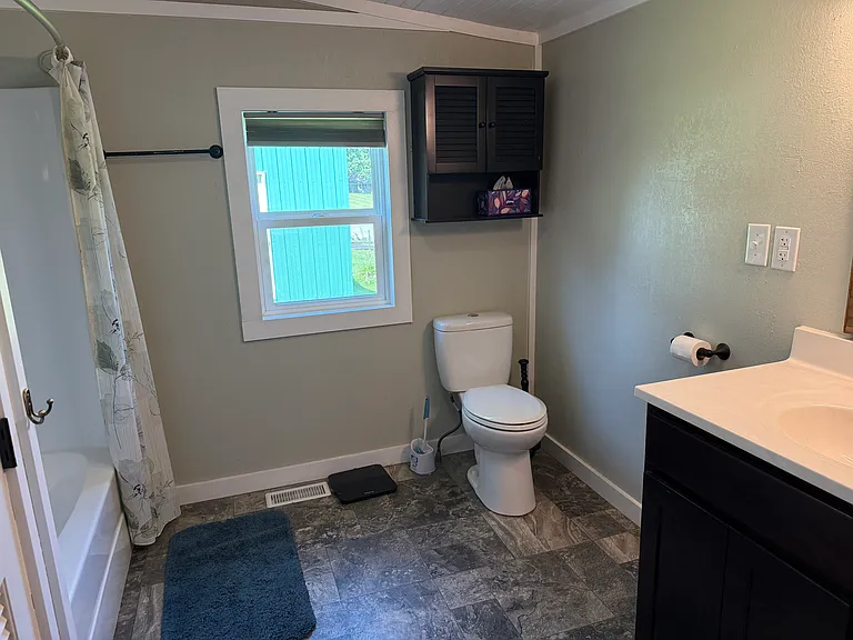 715 Dana Rd — Photo 10