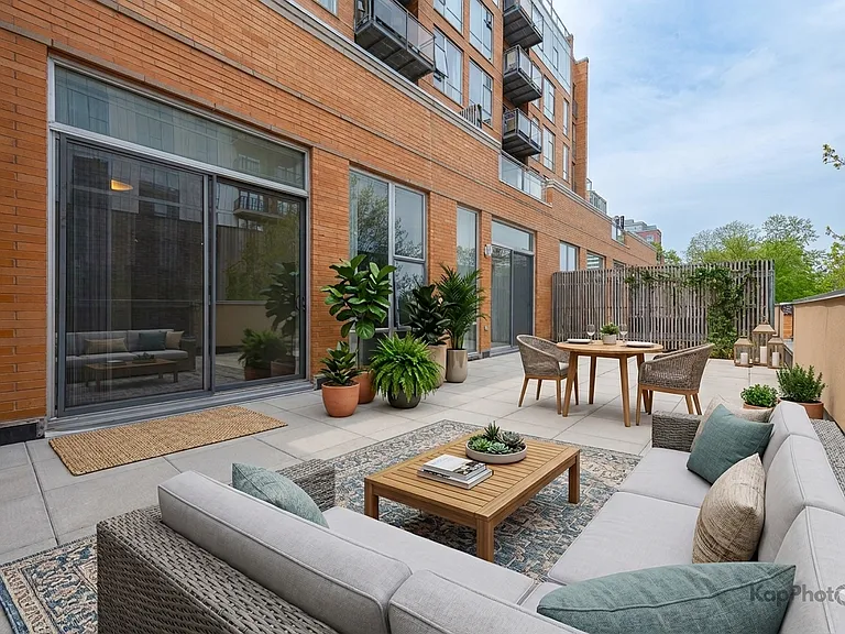 1720 Oak Ave #201 — Photo 15