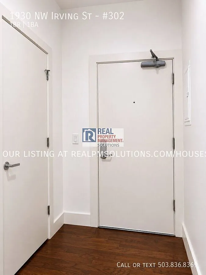Contemporary 1-Bedroom Condo at The Addison Balcony, A/C, Parking & Exceptional Storage in NW Por... — Photo 3
