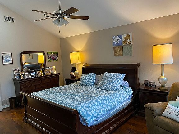 4th image of 6518 Brentfield Dr