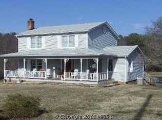 827 White Oak Rd, Fredericksburg, VA 22405