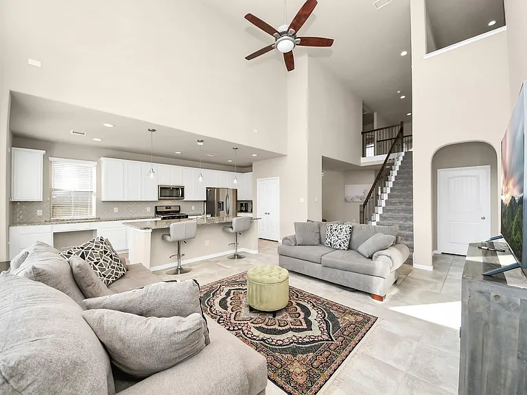 29482 Westhope Dr — Photo 10