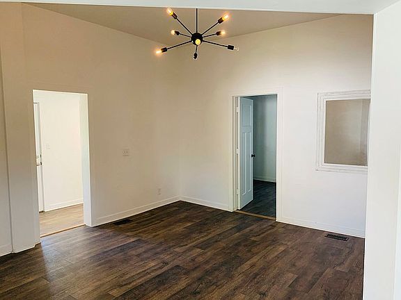 10ft. ceilings in this den