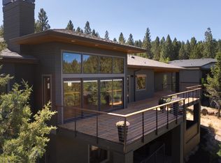 1686 NW Remarkable Dr, Bend, OR