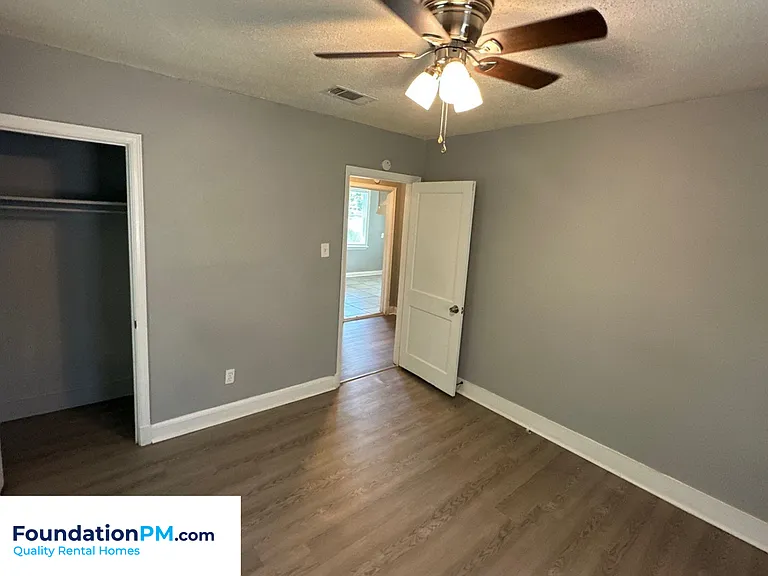 750 Lipford St — Photo 11