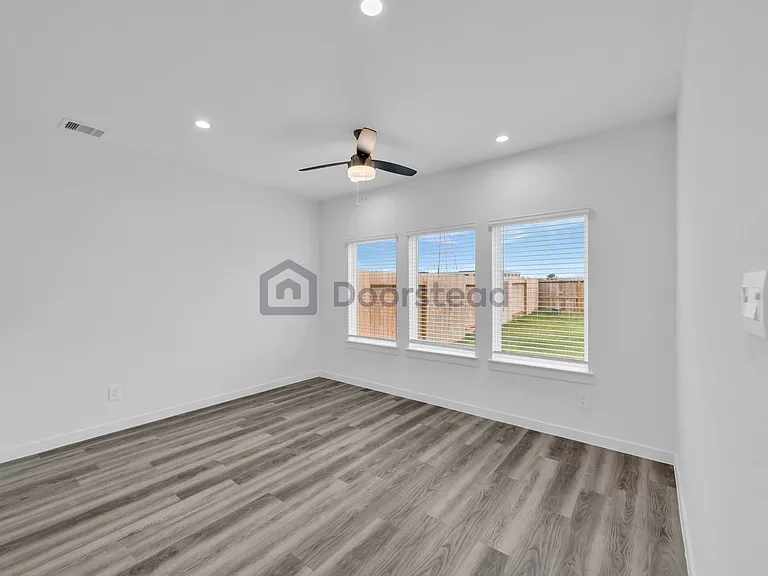 2829 Lisburn Terrace Ln — Photo 8