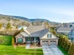 5823 Sunset Canyon Dr, Hixson, TN 37343