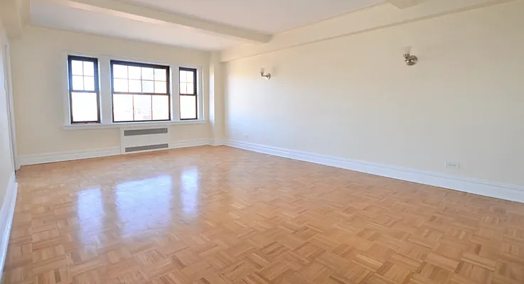 Rented by Manhattan Realty Group | media 1