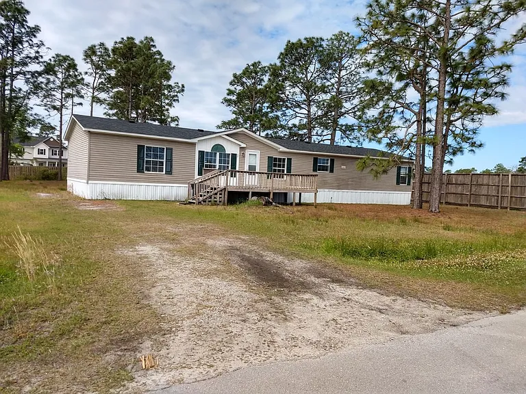 239 Castlebury Ln — Photo 2