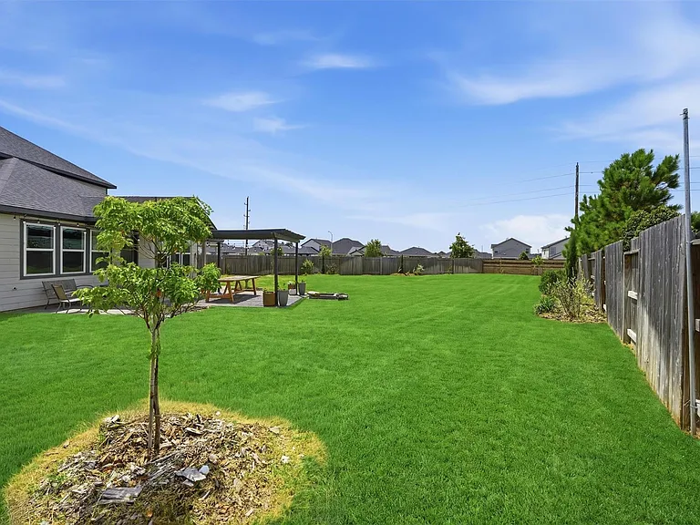 7303 Bristlegrass Colony Ct — Photo 26