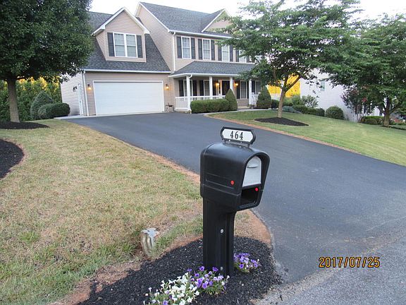 3rd image of 464 Teresa Ln