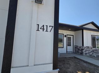 1417 Parker Dr, Rupert, ID 83350