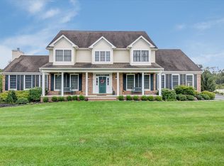 11 Sandy Ln, Howell, NJ 07727