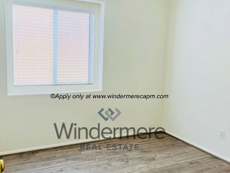 130 Penhow Cir — Photo 19