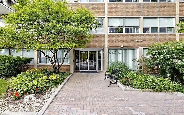 2 bed, $2,400 — Photo 3