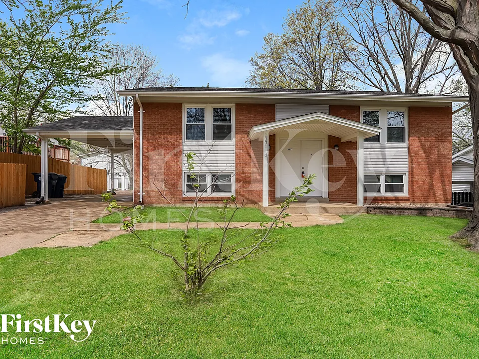 1331 Glenstone Dr
