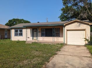243 S Sunset Ave, Haysville, KS 67060