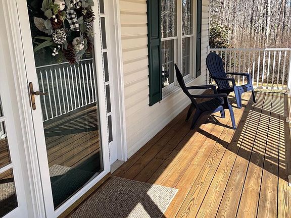 5th image of 7857 Hazeland Ln
