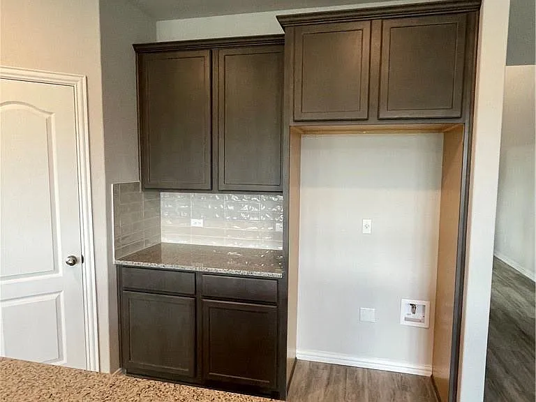 14109 Pennington Ln — Photo 14