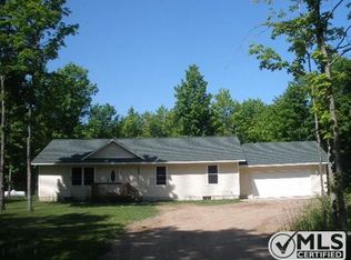 111 Panick Rd, Iron River, MI 49935