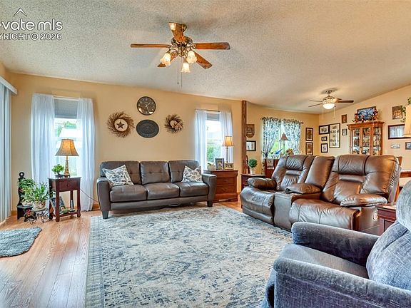 5th image of 5055 Wainwright Dr