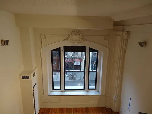 Rented by Green Home NY Realty LLC | media 12