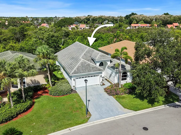 3198 SE Carrick Green Ct — Photo 24