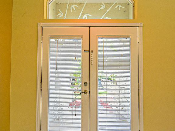3rd image of 1518 SW Mockingbird Cir