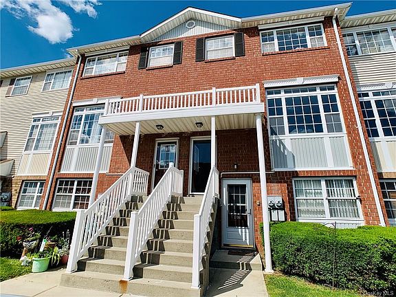 2nd image of 110 Beacon Ln #76