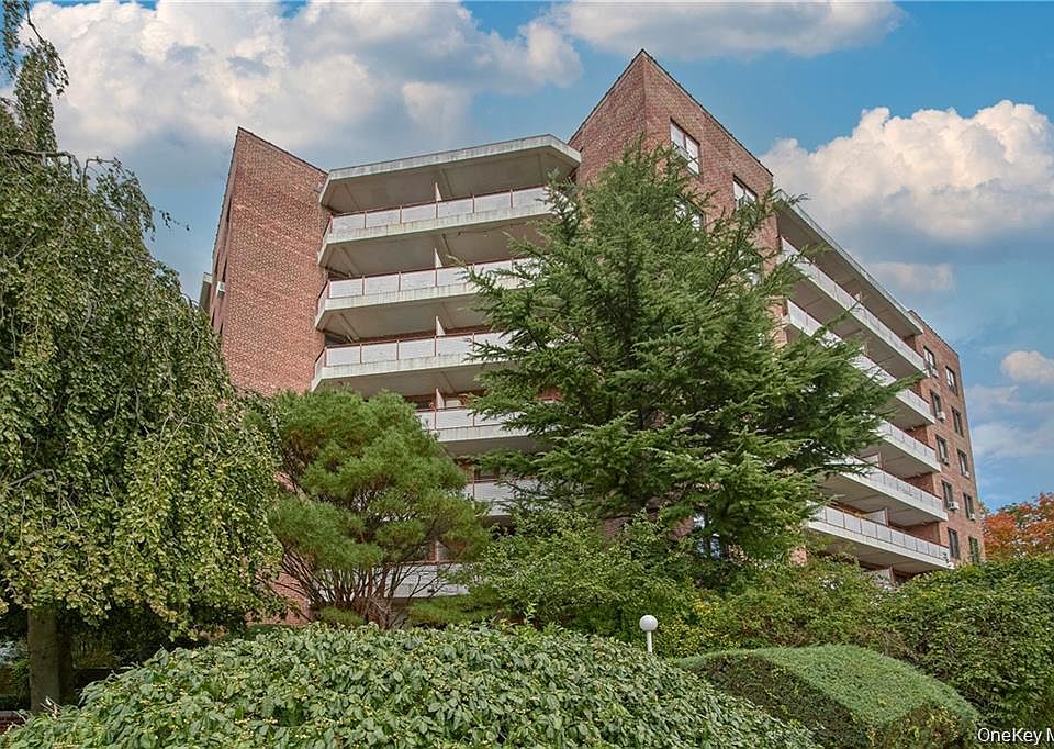 1st image of 315 King Street #3C