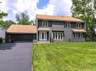 14710 Woodruff Rd, Wayzata, MN 55391