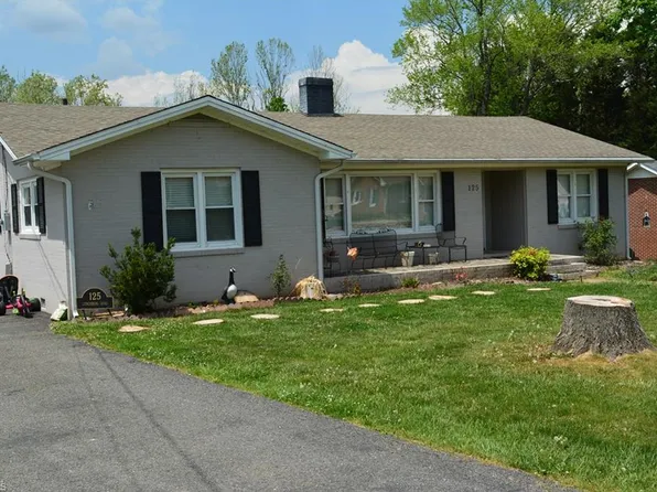 125 Lynchburg Rd, Pilot Mtn, NC 27041