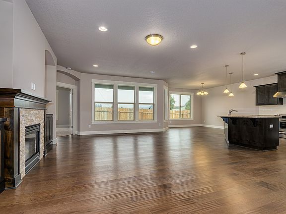 4th image of 14307 Ne 107th Street