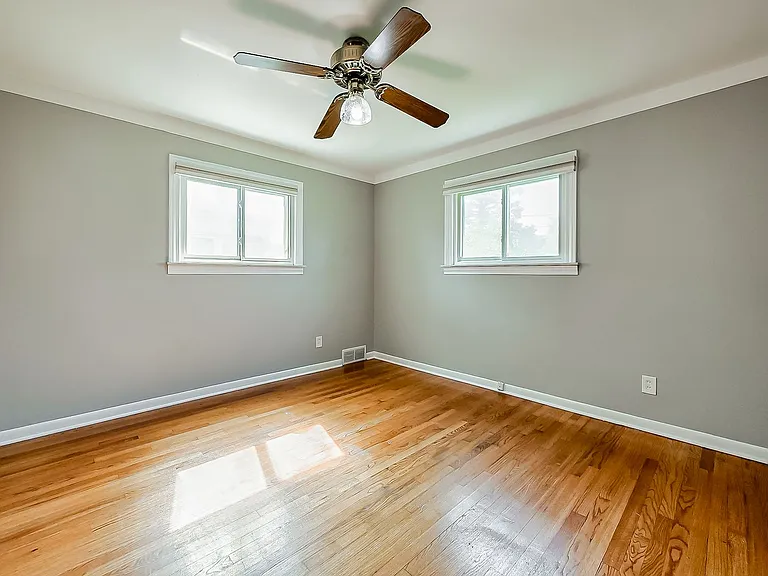 28783 Leona St — Photo 14