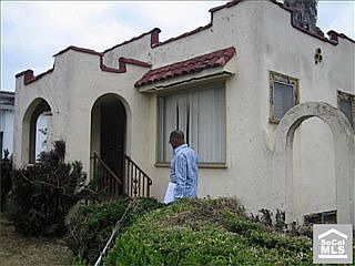 1st image of 759 E 106th St