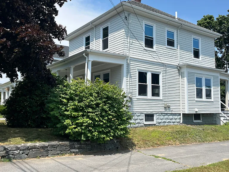 25 Lowell St — Photo 1