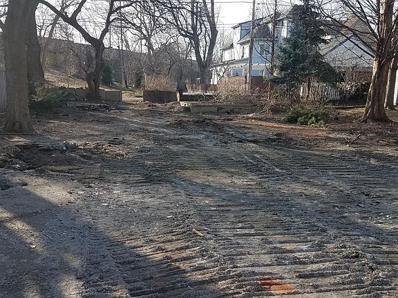 5th image of 4216 N Kildare Ave