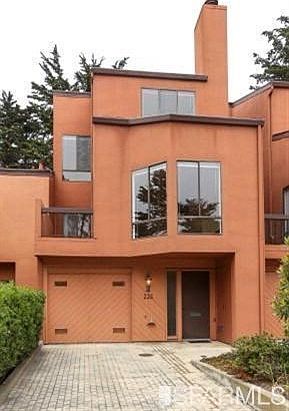 1st image of 226 N Lake Merced Hls
