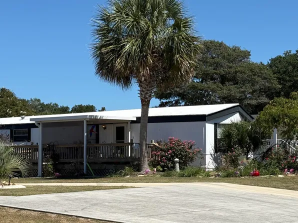 328 Blue Goose Lane, Newport, NC 28570