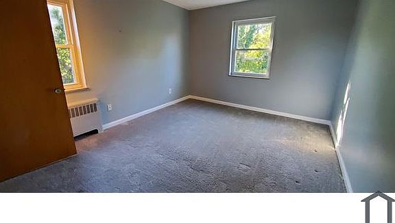 5th image of 843 Delehanty Ct #4