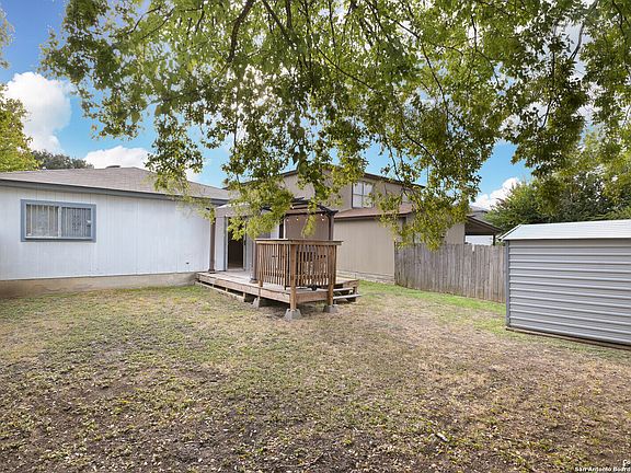 3rd image of 3523 Cameron Springs