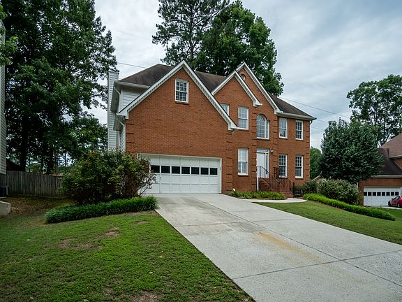 2nd image of 1160 Lochshyre Way