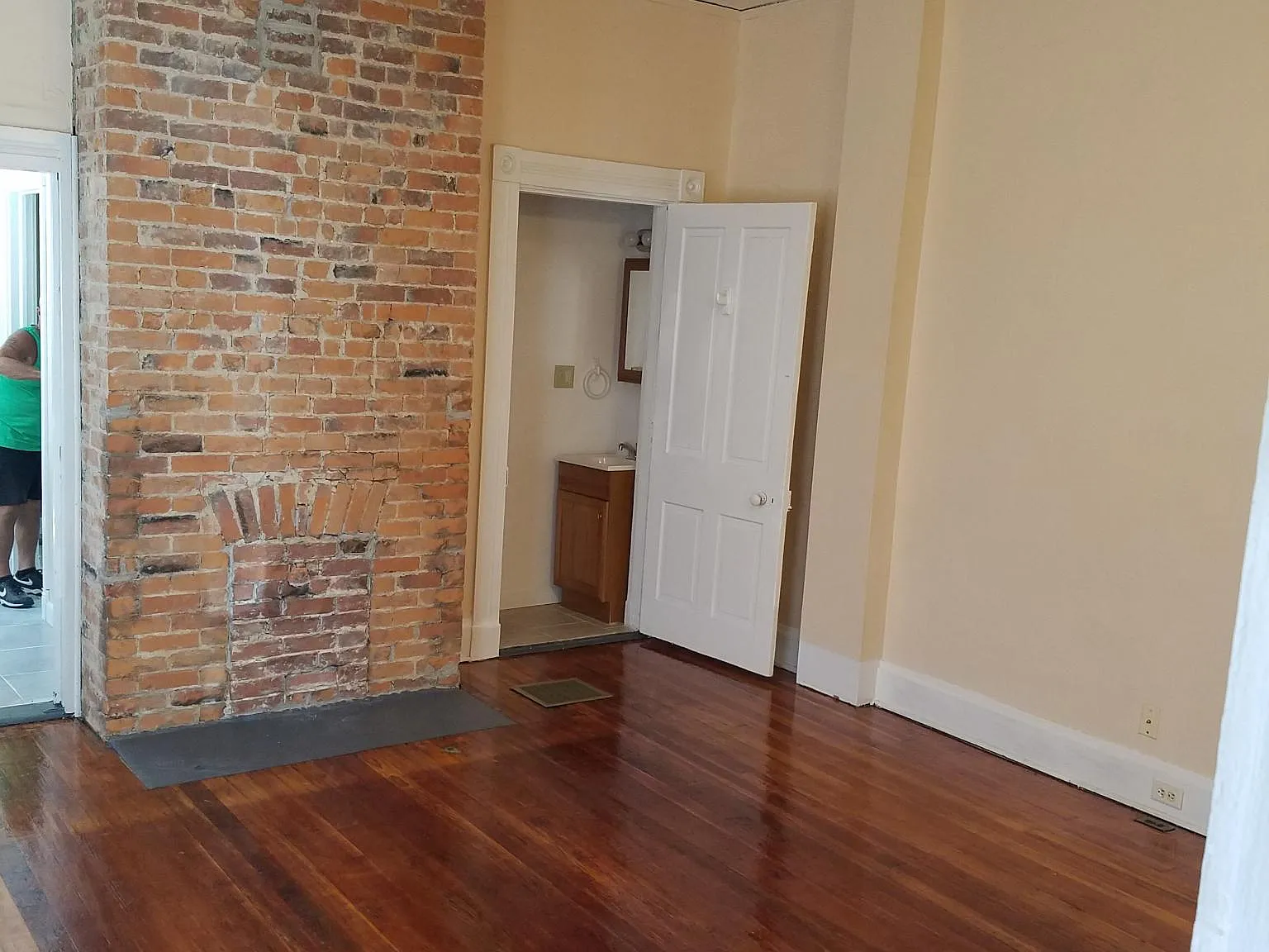 227 Fosdick Street — Photo 2