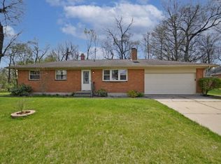 17180 Cherokee Dr, South Bend, IN 46635