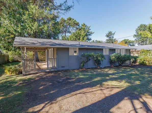 3705 Sea Mist Ave, Depoe Bay, OR 97341