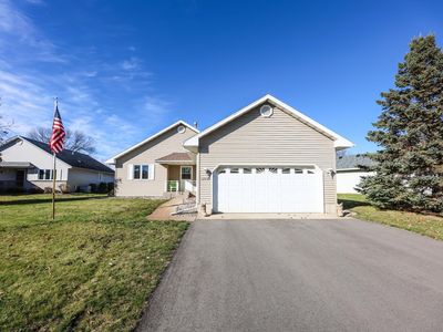1268 Westbrook Cir, Alexandria, MN, 56308
