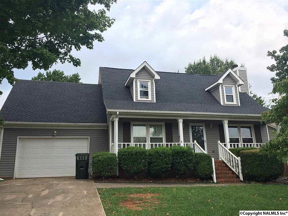 2nd image of 160 Portal Ln