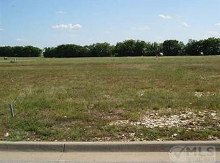 1721 Shawnee Dr, Cleburne, TX 76033